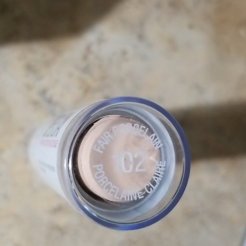 4/25 bundle item. Maybelline Super Stay Stick Foundation in Fair/Porcelain